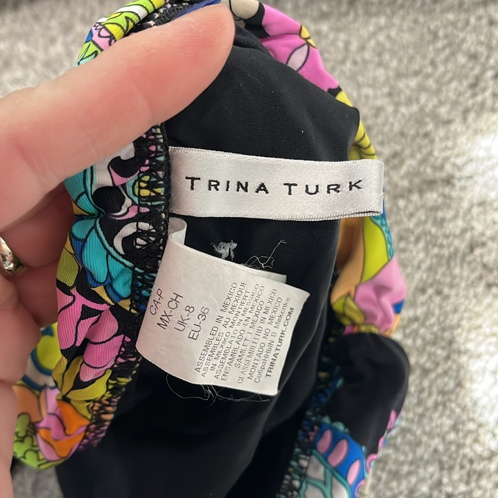 Trina Turk swimsuit 3 pieces set size 4 - Picture 7 of 8